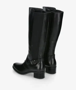 Botas Traveris LOR36-2921 en negro
