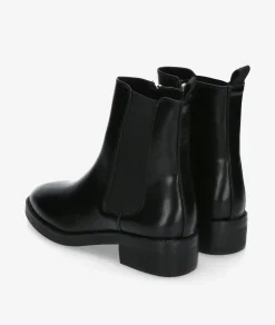 Botines CORINA M5855 en negro