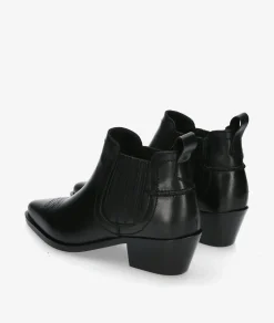 Botines LOL KORA 7231 en negro