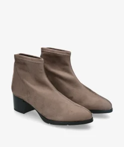 Botines pabloochoa.shoes 5107 en taupe