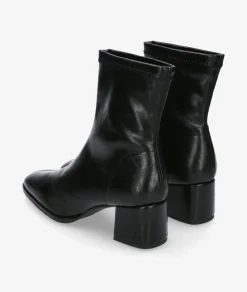 Botines pabloochoa.shoes 78330 en negro