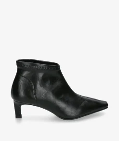 Botines pabloochoa.shoes 78102 en negro