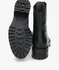 Botines Traveris B-1377 M en negro