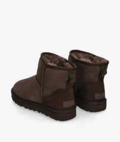Botines UGG CLASSIC MINI II en marrón