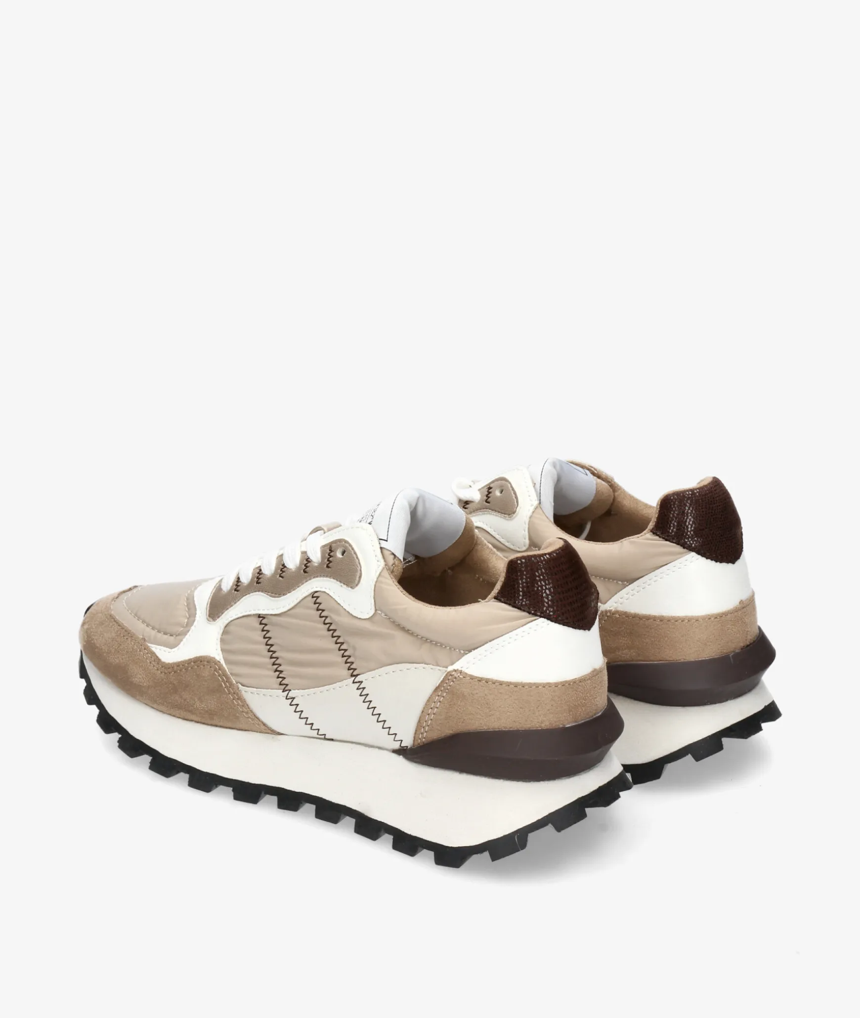 Deportivos CORINA M4545 en beige