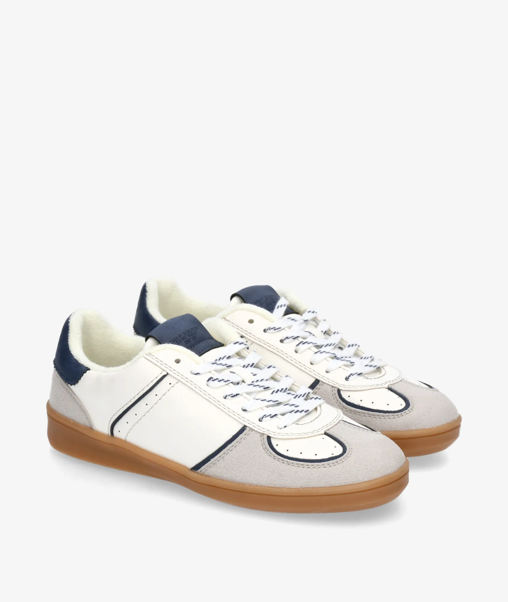 Deportivos CORINA M6040 en blanco