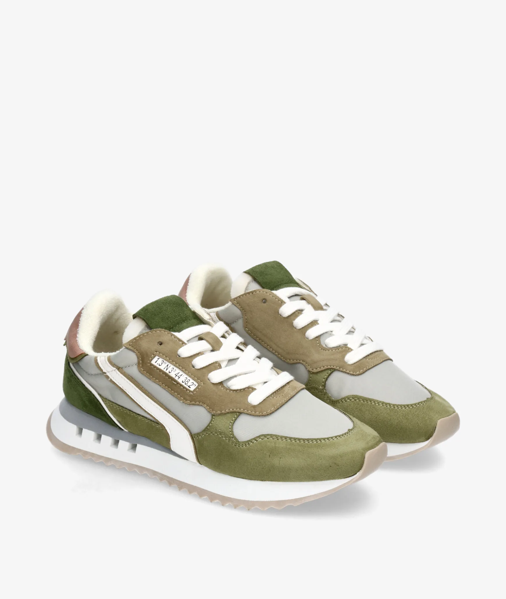 Deportivos CORINA M6090 en caki