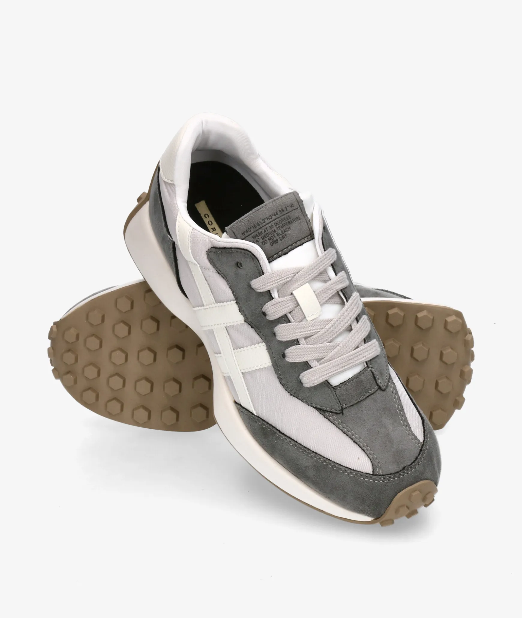 Deportivos CORINA M5555 en gris