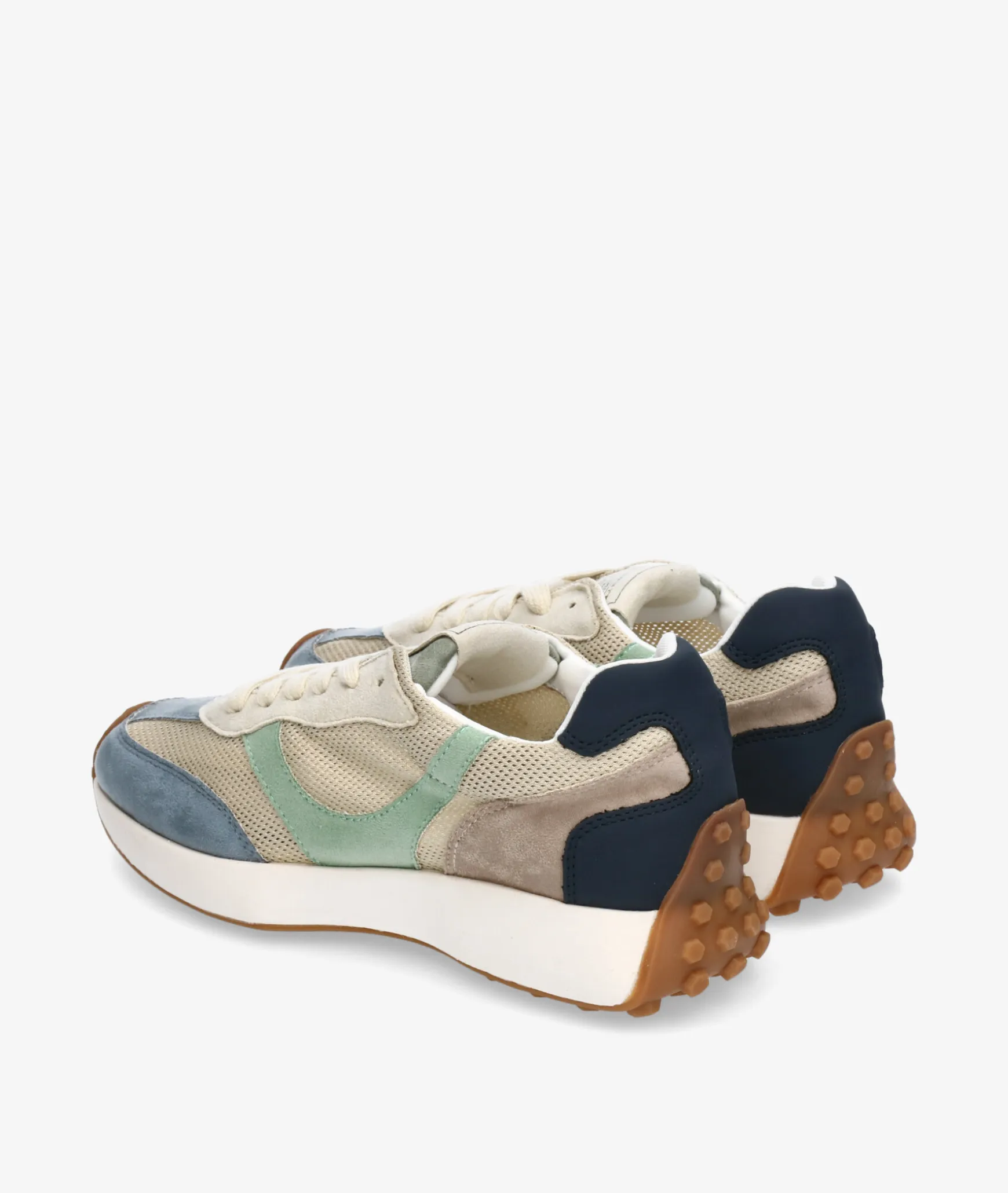 Deportivos CORINA M6070 en jeans