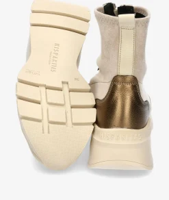 Deportivos Hispanitas HI243628 en hueso