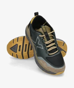 Deportivos MUNICH KAVA en negro