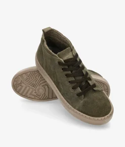 Deportivos Natural World 6122 en serraje kaki