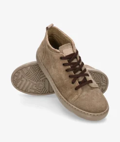 Deportivos Natural World 6721 en serraje taupe