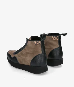 Deportivos pabloochoa.shoes GEO 32 en serraje taupe