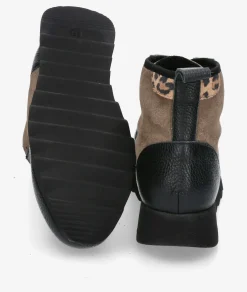 Deportivos pabloochoa.shoes GEO 32 en serraje taupe