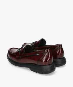 Mocasines Fluchos F1794 en charol burdeos