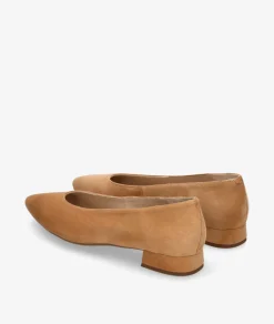 Salones bloom&you DAFNE en ante cuero