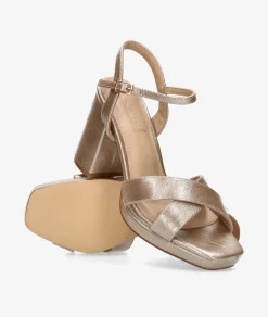 Sandalias Aclys PLATTY 01 en platino