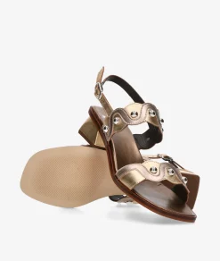 Sandalias pabloochoa.shoes 3046 en oro