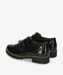 Zapatos Pitillos 10772 en charol negro