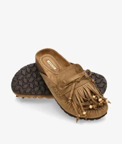 Zuecos CORINA M6000 en camel