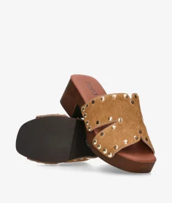 Zuecos pabloochoa.shoes SF1637 en camel