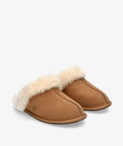 Zuecos UGG SCUFFETTE en cuero